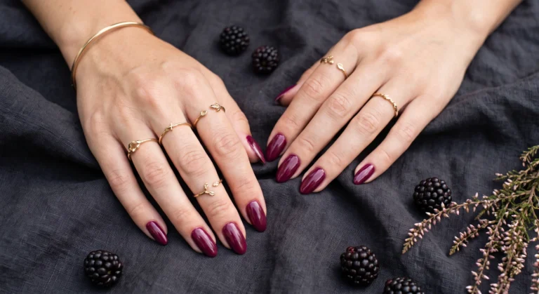 💅 17 August Nail Colors for a Chic Late Summer Manicure